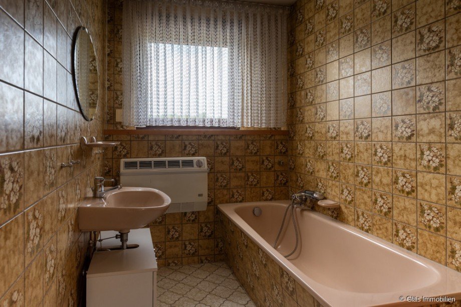 Badezimmer im OG Einfamilienhaus V�lklingen