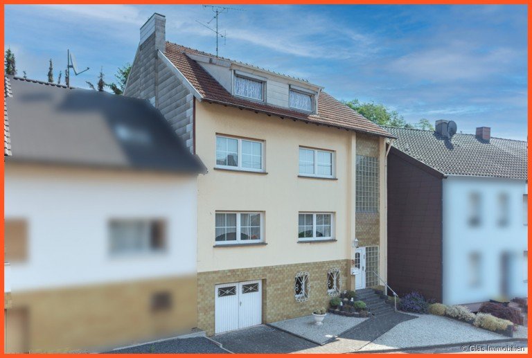 Ein- bis Zweifamilienhaus Bous Zweifamilienhaus Zweifamilienhaus mit viel Potential in zentraler und verkehrsg�nstiger Wohnlage