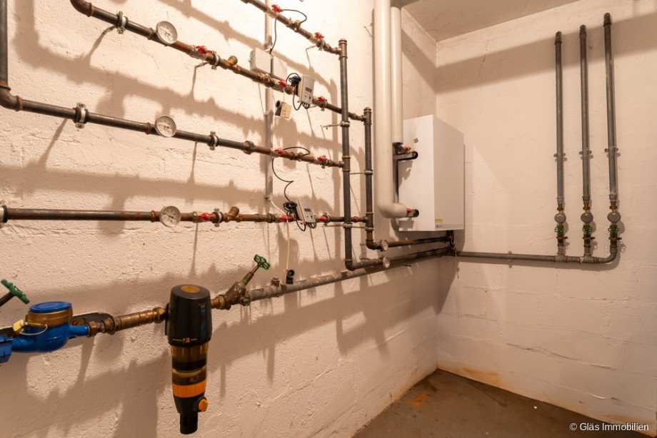Getrennte Fernw�rme- und Wasseranschl�sse Maisonettewohnung Saarlouis