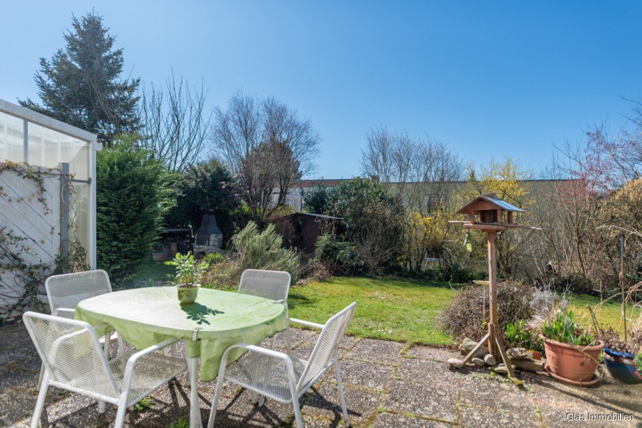 Blick in den Garten Einfamilienhaus Saarbr�cken