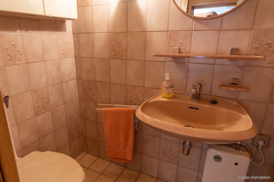 WC UG Zweifamilienhaus Riegelsberg