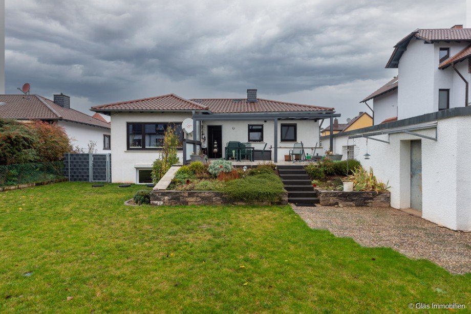 R�ckansicht Einfamilienhaus Grolsheim