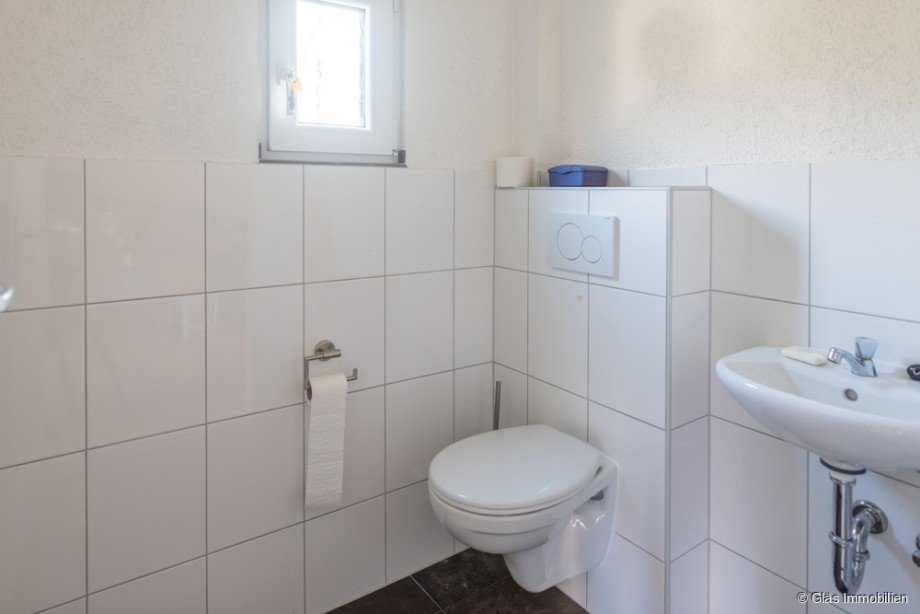 G�ste-WC im Kellergescho� Zweifamilienhaus V�lklingen