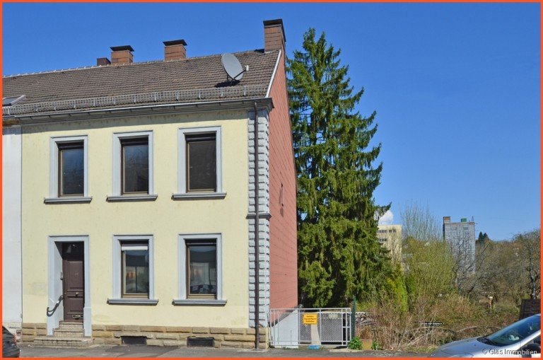Stra�enansicht Gro�rosseln Einfamilienhaus Verwirklichen Sie mit Ihrer Familie den Traum vom Eigentum!