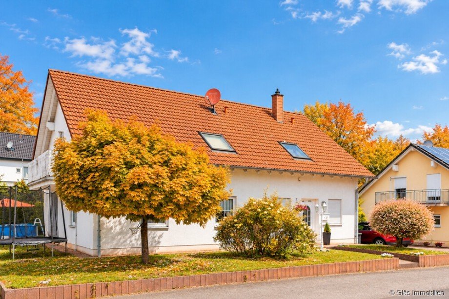 Seitenansicht Zweifamilienhaus Wadgassen