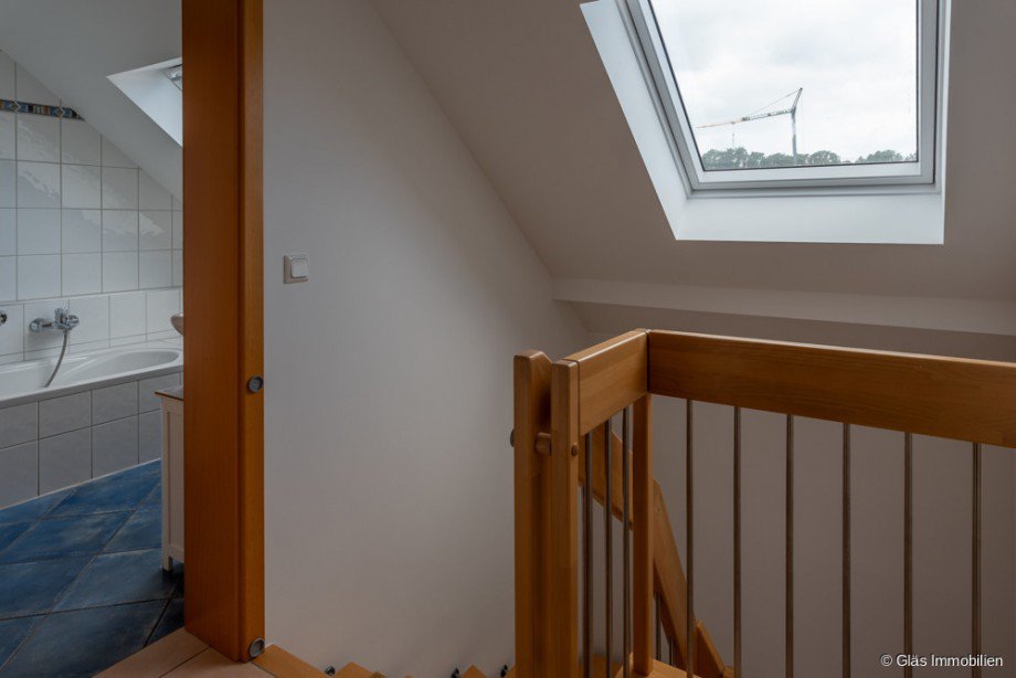 Viel Licht im Treppenhaus Maisonettewohnung V�lklingen