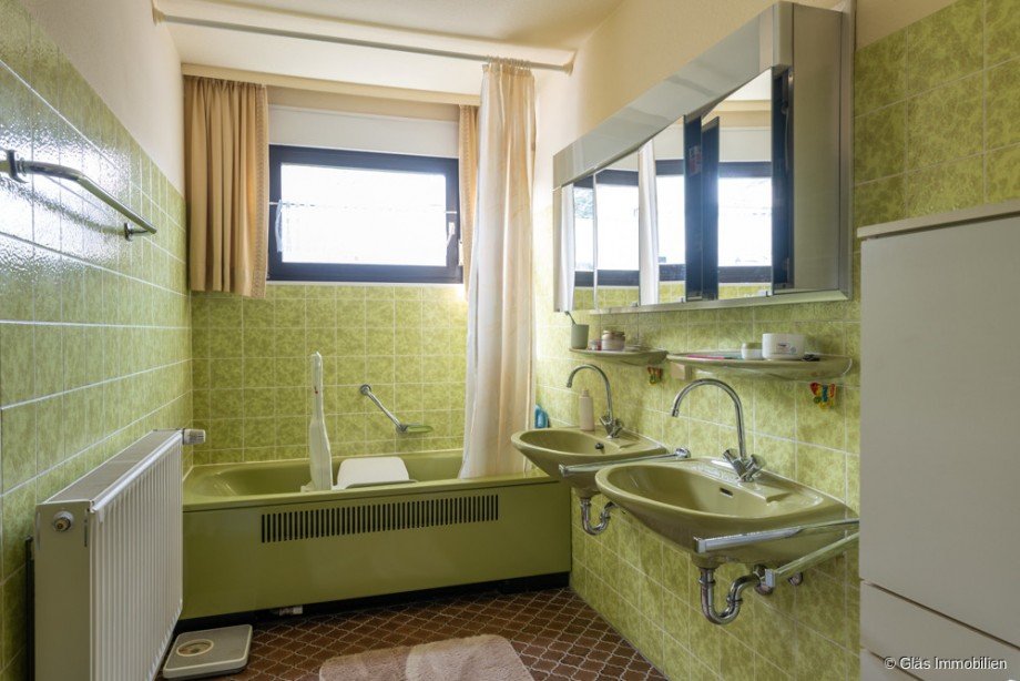 Badezimmer EG Zweifamilienhaus Wallerfangen