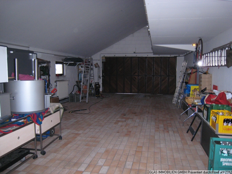 Gro�e Garage mit Haus Saarlouis