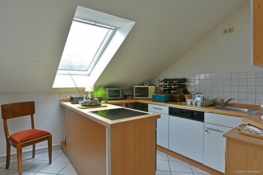 Einbauk�che Dachgeschosswohnung Saarbr�cken / Klarenthal