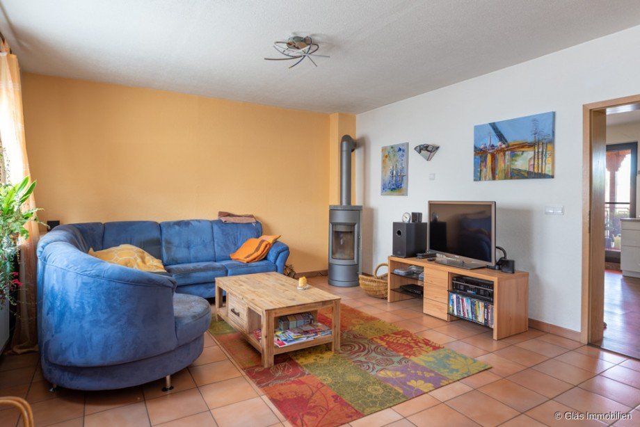 Wohnzimmer mit Kaminofen Zweifamilienhaus V�lklingen