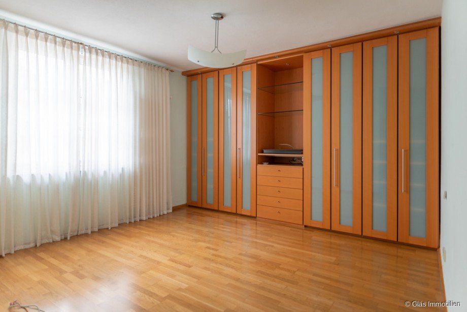 Schlafzimmer im EG Einfamilienhaus Illingen / H�ttigweiler