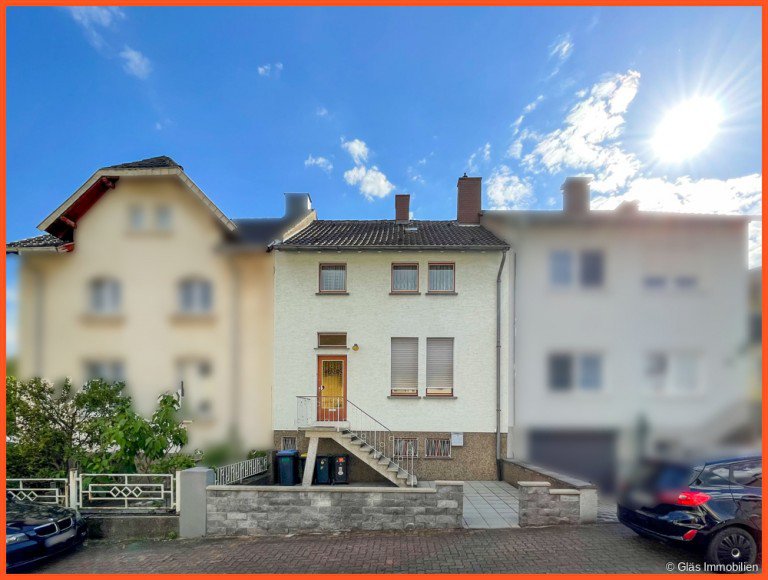 Ihr neues Zuhause V�lklingen Reihenmittelhaus Gem�tliches Ein- bis Zweifamilienhaus in zentraler und trotzdem ruhiger Lage - V�lklingen