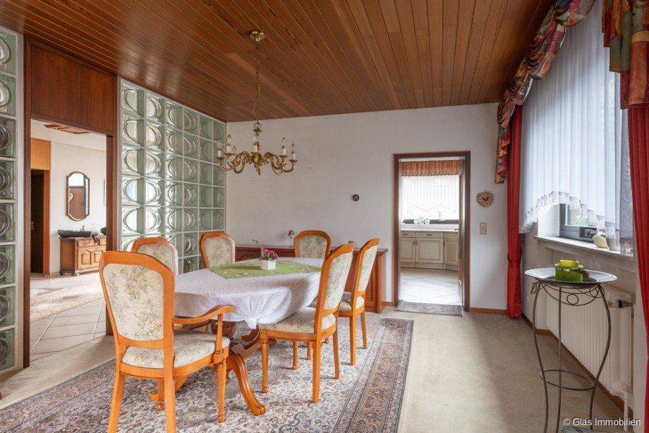 Esszimmer mit angrenzender K�che Einfamilienhaus V�lklingen