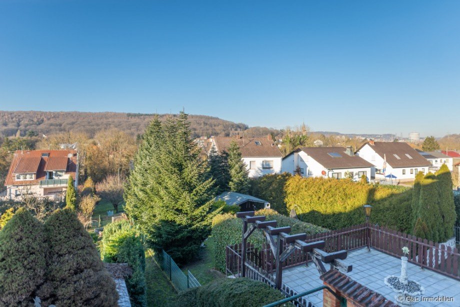 Fernsicht vom Balkon Zweifamilienhaus V�lklingen