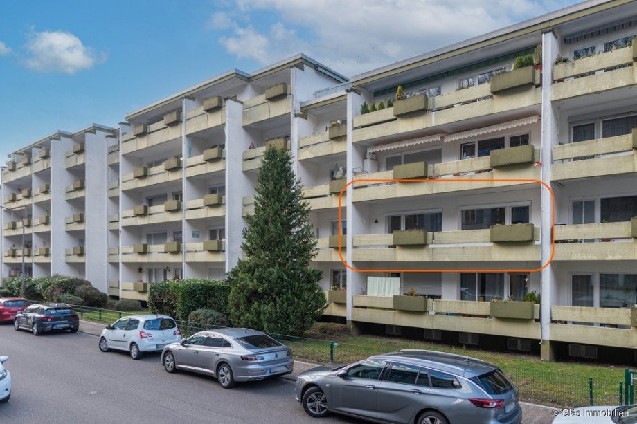 Frontansicht Etagenwohnung Saarbr�cken / Schafbr�cke