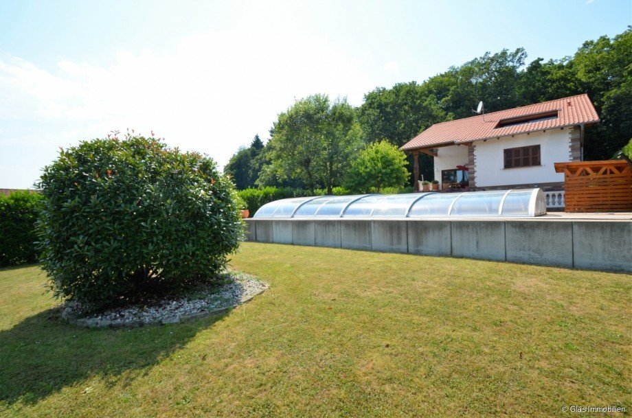 Gesundes Wohnen mit viel Gr�n Einfamilienhaus Puttelange-aux-Lacs
