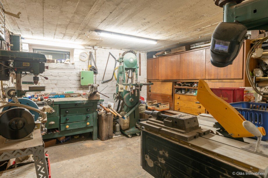 Werkstatt Reihenendhaus V�lklingen