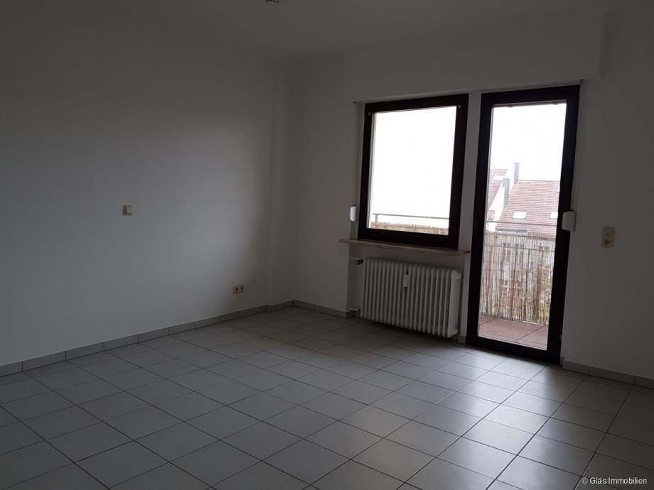 4. OG Zimmer mit Balkon Etagenwohnung Saarbr�cken / Sankt Johann