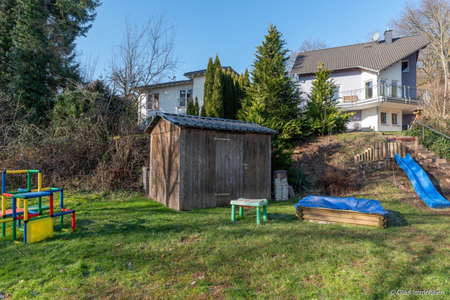 Garten mit Spielplatz Einfamilienhaus Neunkirchen-Wiebelskirchen