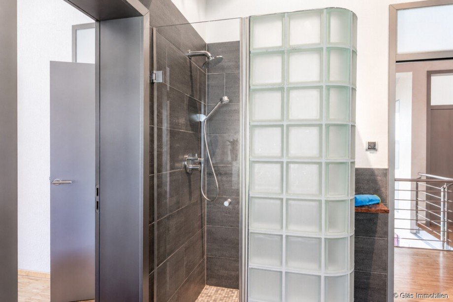 ...bodengleicher Dusche Einfamilienhaus �berherrn