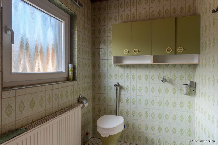 Badezimmer OG Zweifamilienhaus V�lklingen