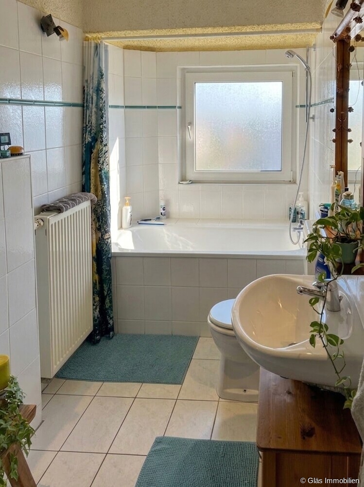 Bad untere Wohnebene Maisonettewohnung V�lklingen
