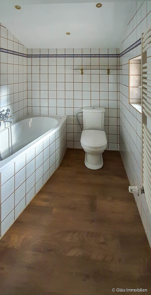 Bad 1. OG Bauernhaus B�rgel / Thalb�rgel