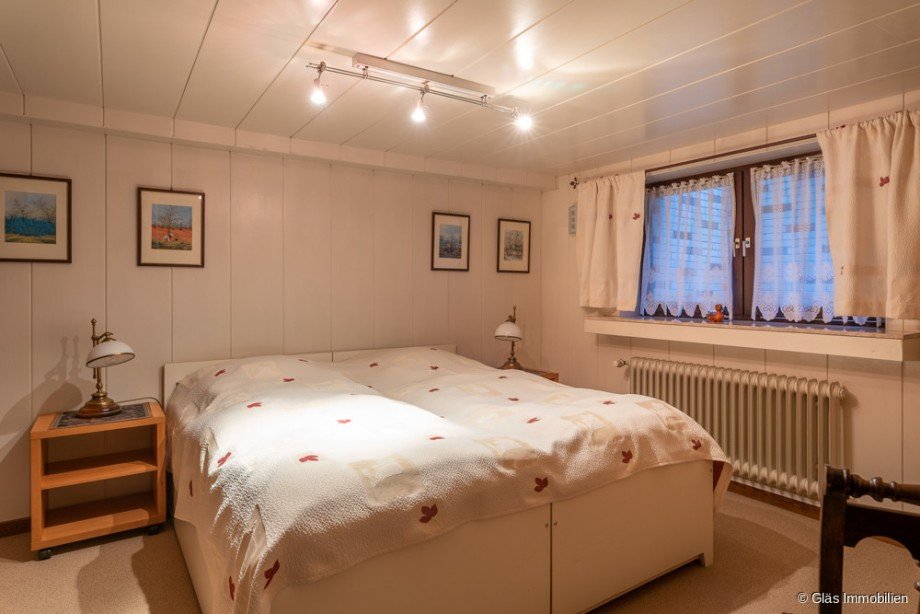 G�stezimmer im Souterrain Einfamilienhaus Langenfeld (Rheinland)