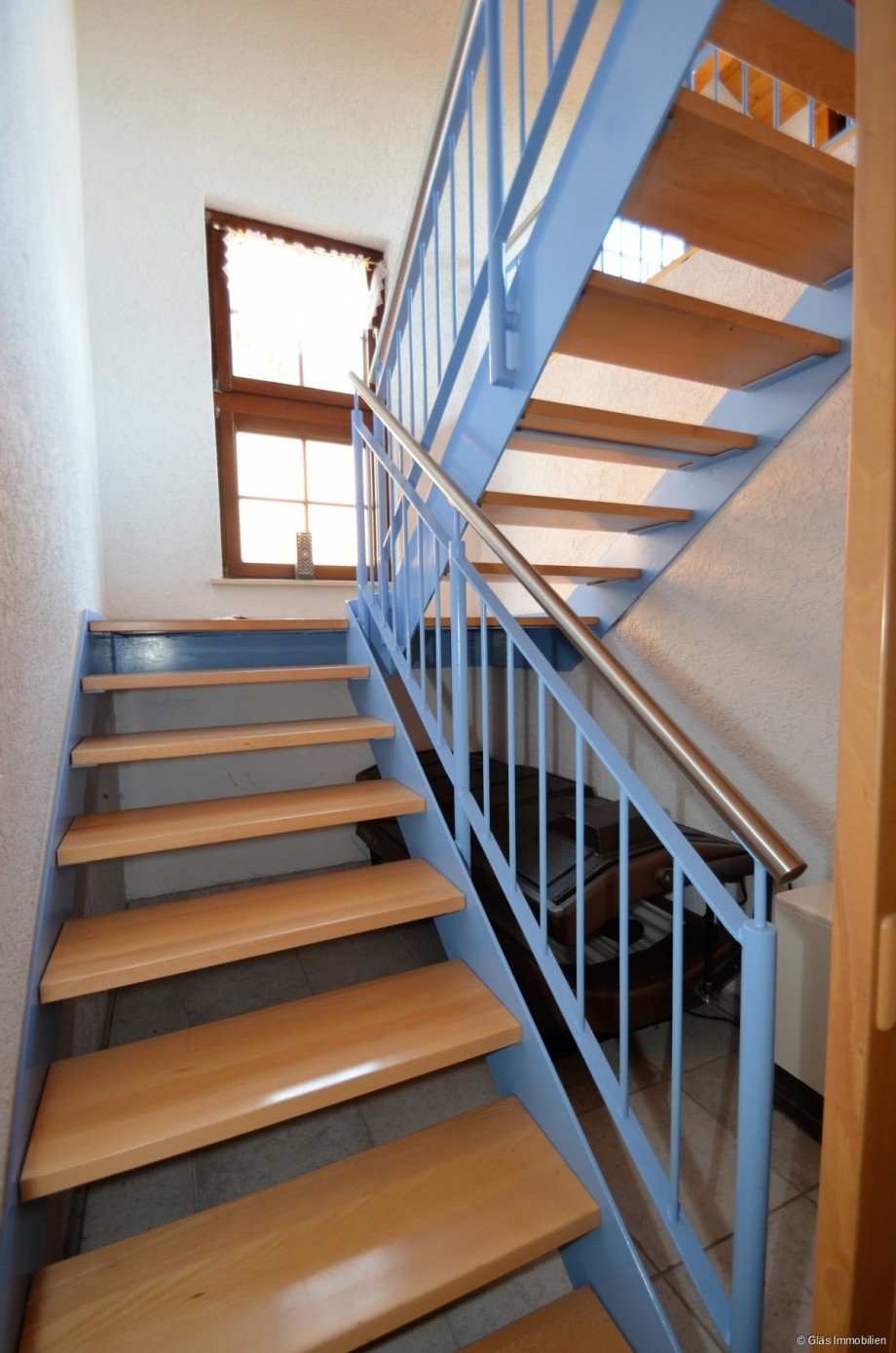 Treppe ins Wohnzimmer Einfamilienhaus Puttelange-aux-Lacs