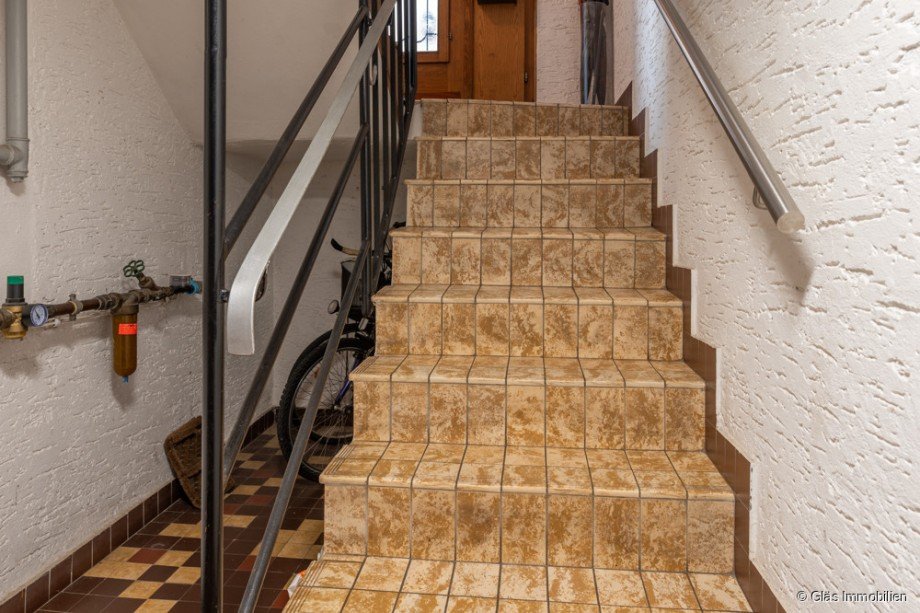 Kellertreppe Zweifamilienhaus V�lklingen