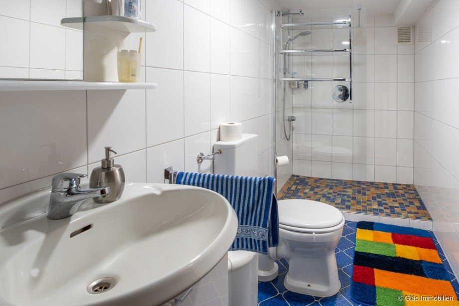 Badezimmer im Souterrain Einfamilienhaus Langenfeld (Rheinland)