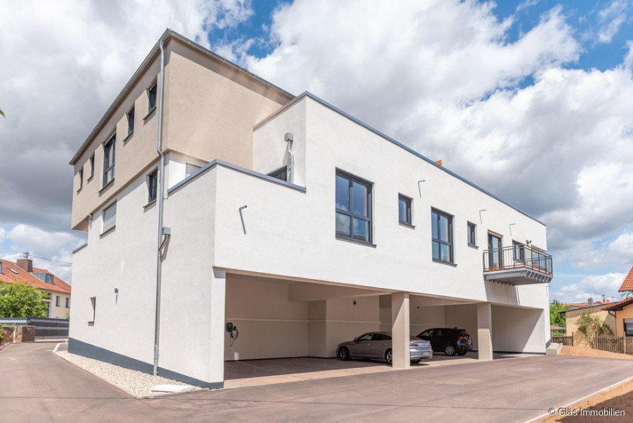 �berdachter Kfz-Stellplatz Etagenwohnung Mettlach