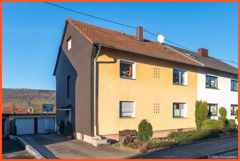 Zwei- bis Dreifamilienhaus in ruhiger Wohnlage V�lklingen Zweifamilienhaus Geislautern - Zwei- bis Dreifamilienhaus mit Doppelgarage und sch�nem Grundst�ck in ruhiger Wohnlage