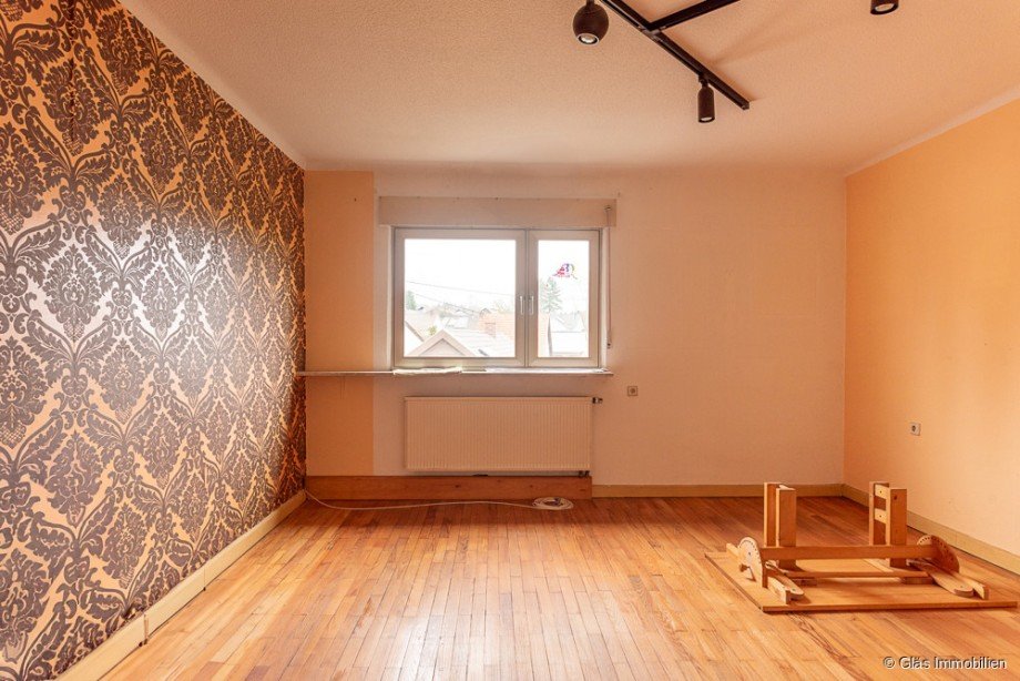 Schlafzimmer im OG Zweifamilienhaus Schwalbach