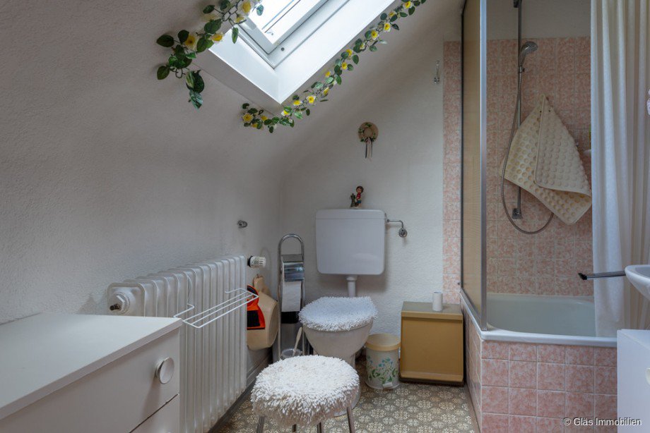 Badezimmer im OG Einfamilienhaus Wadgassen