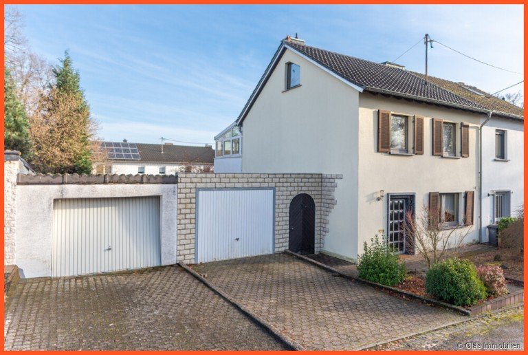 Einfamilienhaus in Sackgassenlage V�lklingen Reihenendhaus R�chlingh�he - Einfamilienhaus mit 2 Garagen und sch�n angelegtem Garten in sonniger Lage