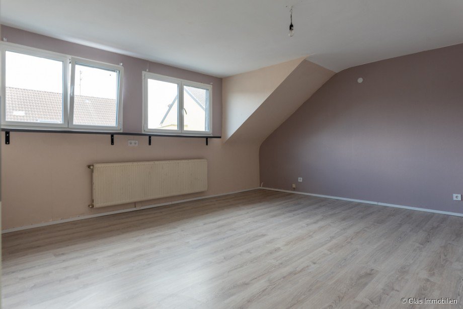 Zimmer 1 OG Reihenmittelhaus Wadgassen