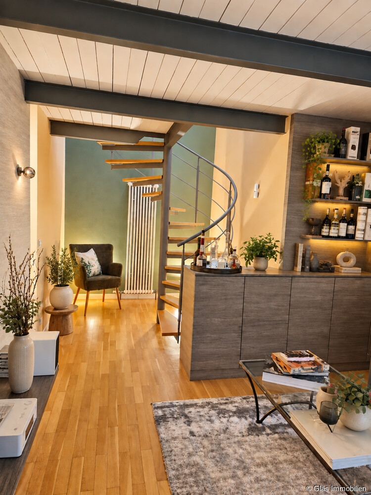 Sommerk�che mit Wendeltreppe zum Wintergarten Einfamilienhaus V�lklingen