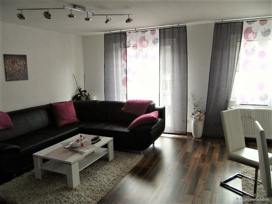 helles Wohnzimmer Etagenwohnung Saarbr�cken