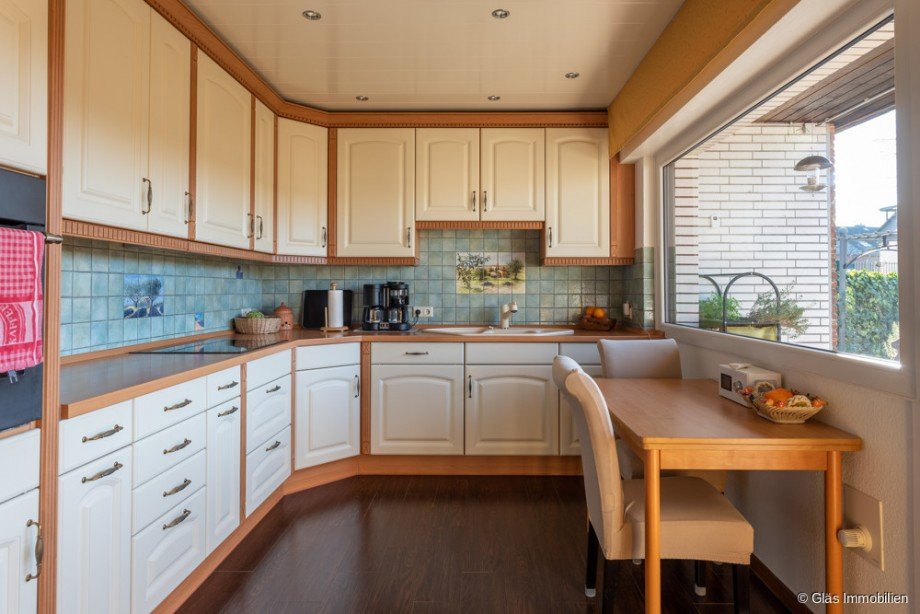 K�che mit Zugang zur Terrasse Einfamilienhaus Langenfeld (Rheinland)