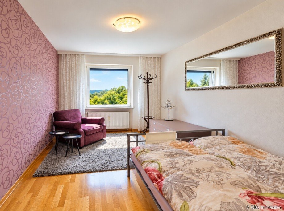 Schlafzimmer Einliegerwohnung Einfamilienhaus V�lklingen