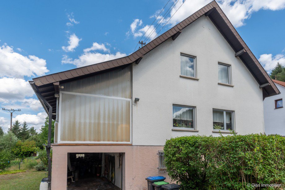 Seitenansicht mit Garage Einfamilienhaus Wadgassen