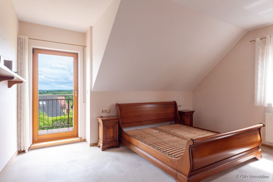 Elternschlafzimmer mit Fernsicht Einfamilienhaus V�lklingen