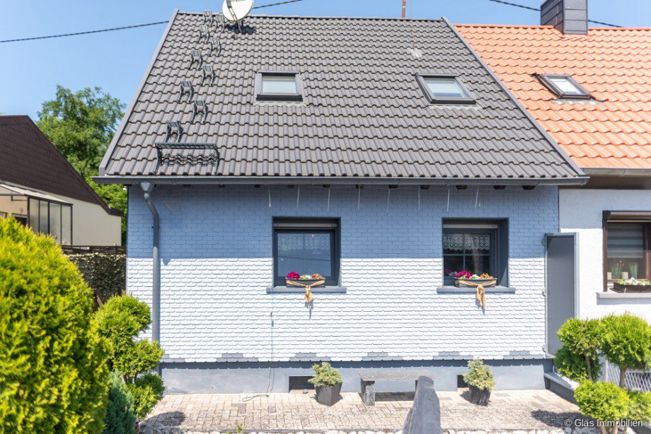 Front Reihenhaus V�lklingen