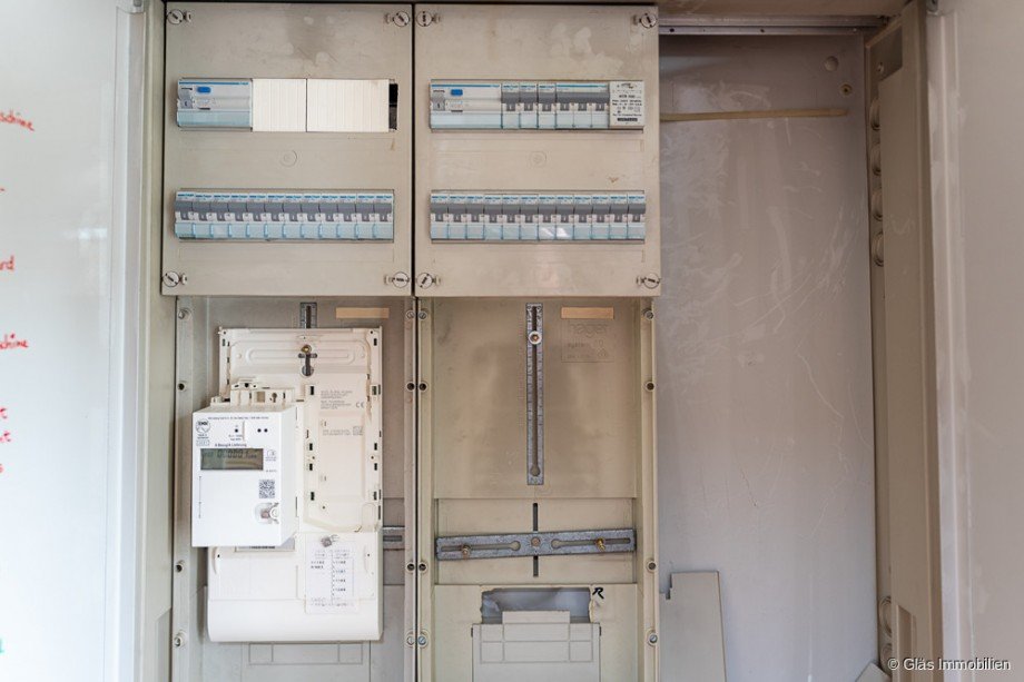 Elektroinstallation Zweifamilienhaus Schwalbach