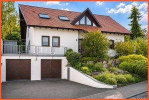 Hauptbild Exklusives Wohnen am Glockenberg - Lichtdurchflutetes Familienhaus mit Traumgarten und viel Privatsphäre