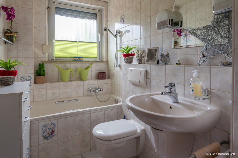 Badezimmer im EG Einfamilienhaus V�lklingen