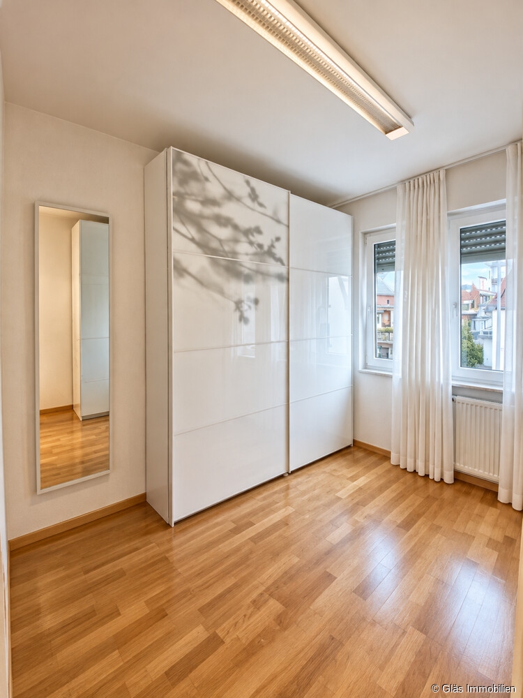 Wohnzimmer Einliegerwohnung Einfamilienhaus V�lklingen
