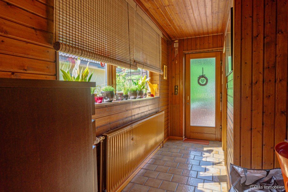 Flur mit Zugang zur Terrasse OG Zweifamilienhaus Gro�rosseln