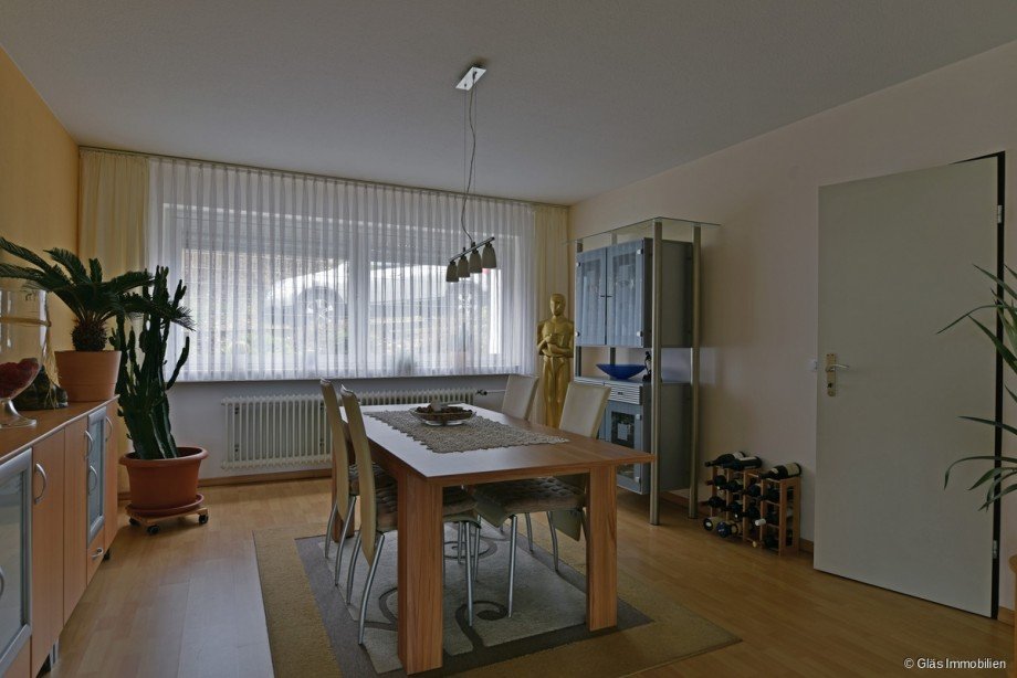 Esszimmer Erdgeschosswohnung Saarbr�cken / Sankt Arnual